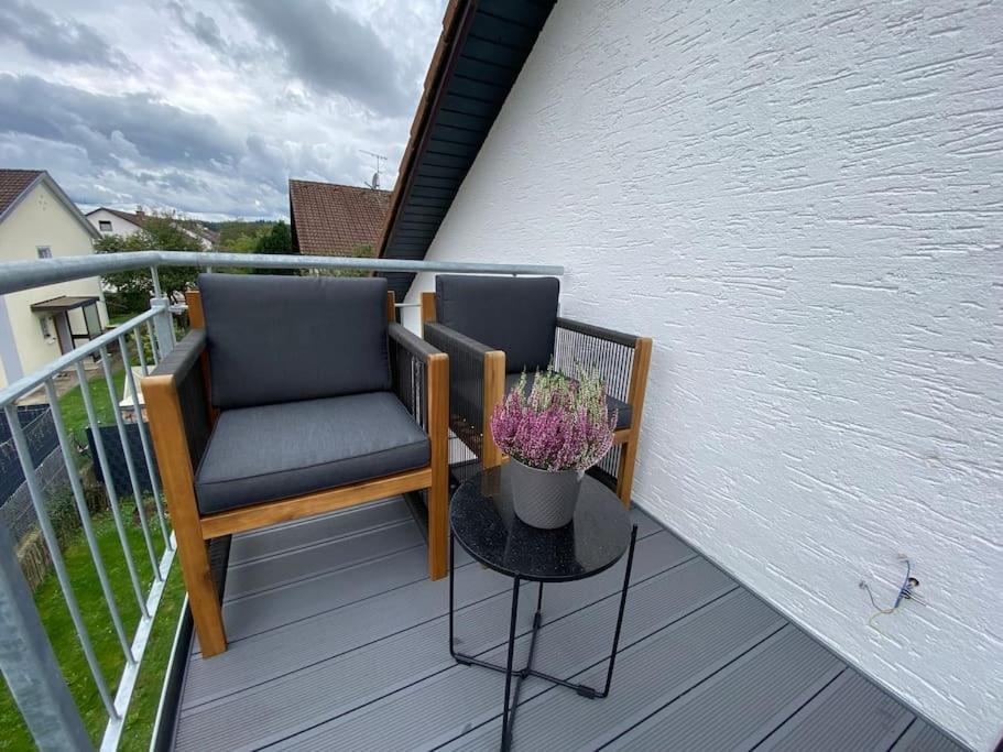 Charmantes Apartment Mit Balkon Mindelheim Exterior foto